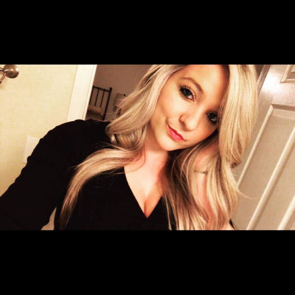 Meet your Posher, Karly